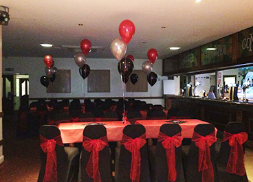 Venue dressing with balloons