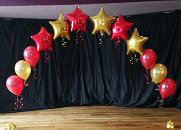 Balloon arch using latex and foil balloons